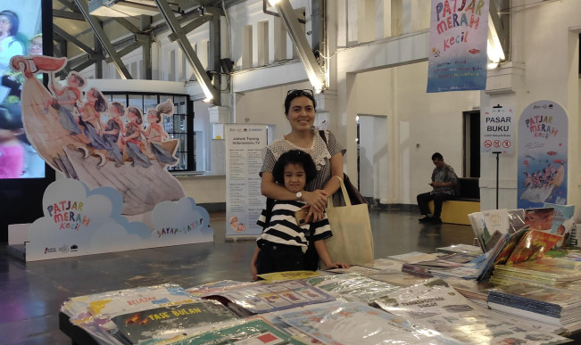 Patjarmerah Kecil: Buku Bikin Anak Tidak Ketergantungan Gadget