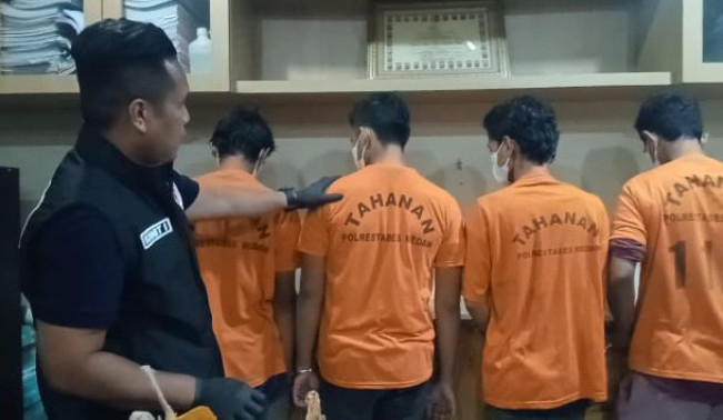 Aparat Gagalkan Pengiriman 5,7 Kg Ganja Medan-Jakarta Via Ekspedisi, Begini Modusnya 