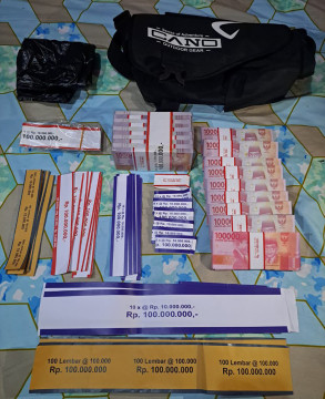 Sudah Enam Kali Produksi, Rumah Pembuatan Uang Palsu Digrebek Polisi