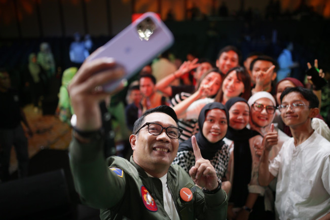 Unggul dalam 2 Survei, Ridwan Kamil Singgung Kerja Keras Pasangan Rido, Sehari Berapa Agenda?