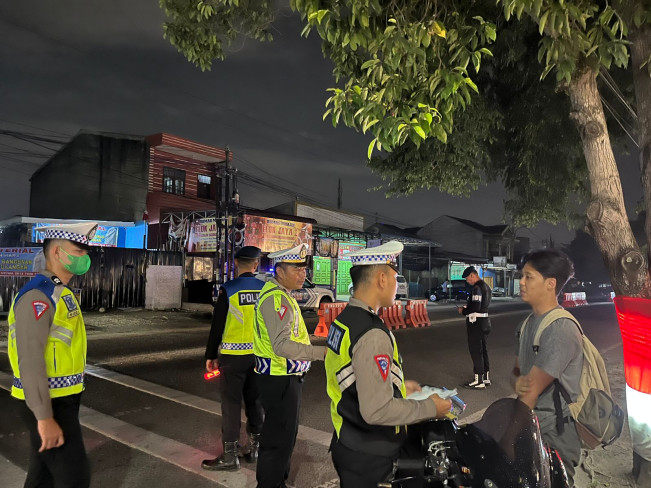 Razia di Malam Hari, Brimob Polda Sumut Amankan 4 Sepeda Motor Pakai Knalpot Brong