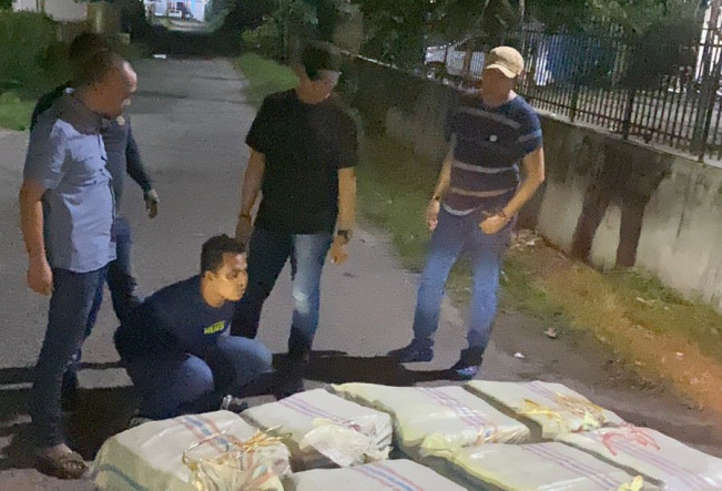 Bak Film Laga! Polisi Kejar Mobil Pengedar 272 Kg Ganja di Sumut, Ban Mobil Ditembak