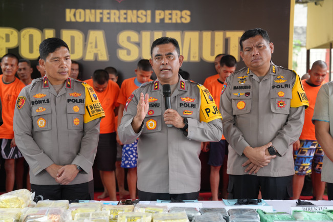 Babat Habis Narkoba, Kapolda Sumut Irjen Whisnu Pimpin Pemusnahan 201 Kg Sabu