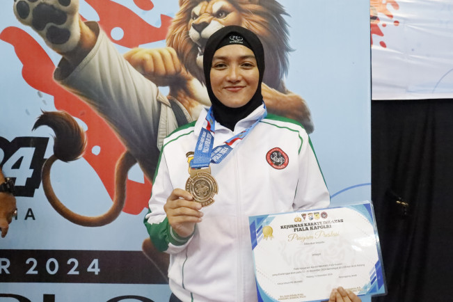Brigadir Sri Ramadani Harumkan Brimob Polda Sumut di Kejurnas Karate Inkanas