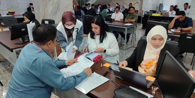 Sengketa Pilkada Medan, Tim Hukum Ridha-Rani Serahkan 41 Alat Bukti Tambahan ke MK