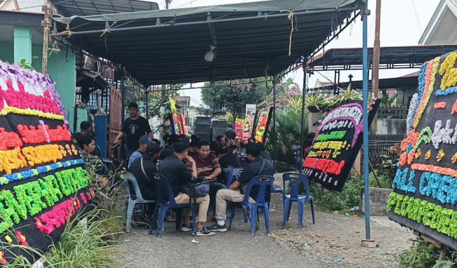 Suasana Rumah Duka Korban Kecelakaan Helikopter Malaysia Saat Tiba di Medan