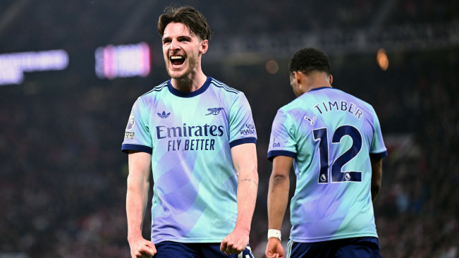 Man United vs Arsenal Berakhir Imbang 1-1, Declan Rice Jadi Penyelamat Meriam London