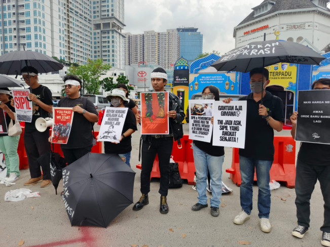 Aktivis Sipil di Medan Gelar Aksi Tolak UU TNI