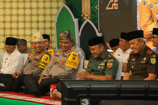 Kapolri Safari Ramadan di Masjid Raya Medan, Begini Pesannya