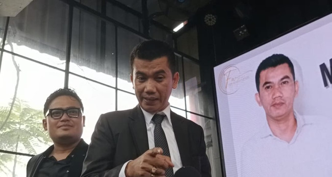 Revelino Tuwasey, Lelaki yang Ngaku Ayah Anak Lisa Mariana Dipenjara? Ini Kata Pengacaranya