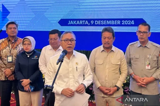 Zulkilfi Hasan: Indonesia Tak Impor Garam dan Gula pada 2025