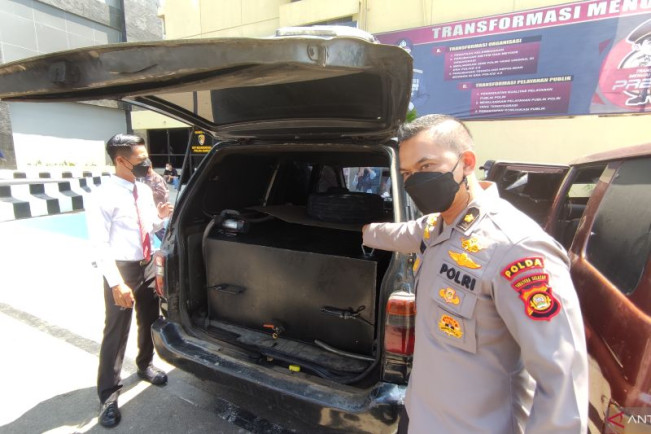 Polisi Ciduk Tiga Tersangka Penimbun 240 Liter BBM Solar Subsidi di Sumsel