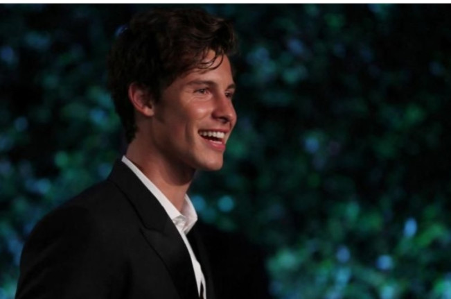 Kesehatan Mentalnya Terganggu, Shawn Mendes Tunda Tur Dunia