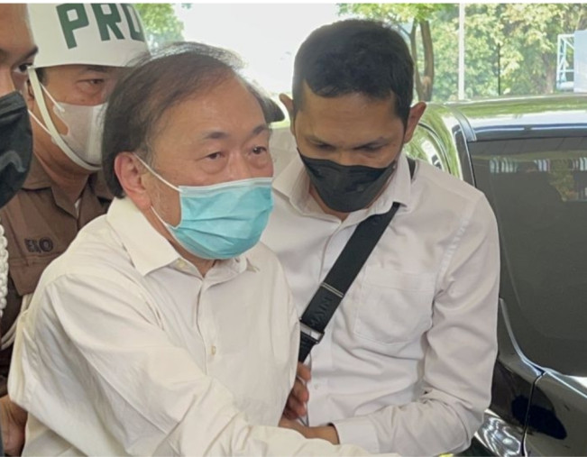 Bukan Datang, Ternyata Surya Darmadi Dijemput Penyidik Jampidsus di Bandara