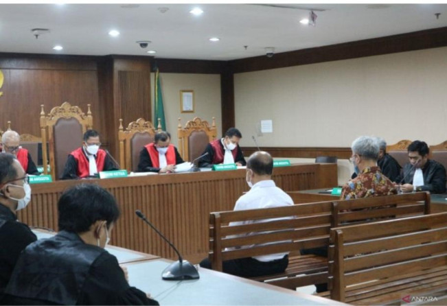 Kasus Korupsi e-KTP, Mantan Dirut PNRI dan Eks Ketua Tim Pengadaan Divonis 4 Tahun PenjaraÃ‚Â 