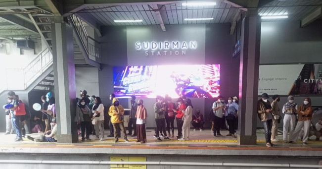Ada Gangguan di Stasiun Manggarai, Operasional Commterline Terhenti