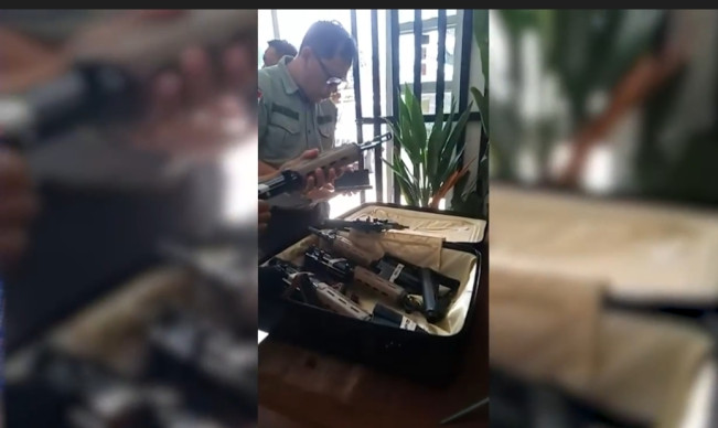Pengakuan Anton Gobay Jual Beli Senjata di Filipina