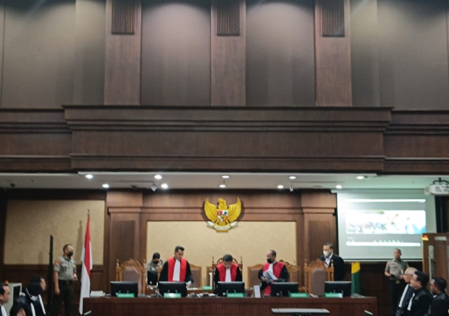 Lukas Enembe Dihadirkan Langsung, Jaksa KPK Soroti Keamanan