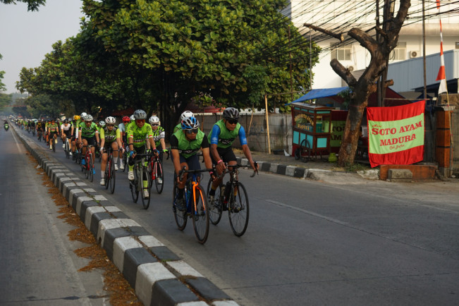Mengenang Bandung Lautan Api, GFNY Riders Jelajahi Kota Perjuangan