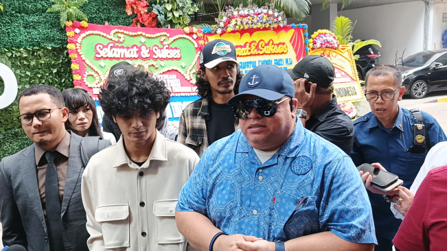 Datang ke KemenPPPA, Kuasa Hukum Vadel Badjideh, Razman Arif Nasution: Bakal Ada Kejutan
