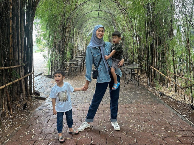 Antarkan Anak ke Baim Wong, Paula Dapat Pesan Menyentuh: Mama, Baik-baik Ya