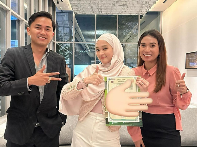 Kantongi Akta Cerai, Inara Rusli Percaya Diri Pamer Pacar Baru