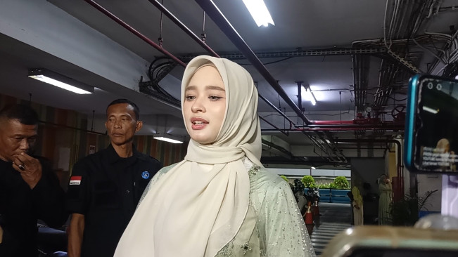 Betah Menjanda, Inara Rusli Akui Cuma Punya Nomor Lelaki Ini di Handphone
