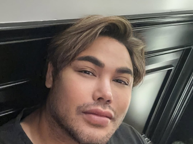 Ivan Gunawan Kena Gebuk Ruben Onsu Saat Tanya Perubahan KTP Usai Log In