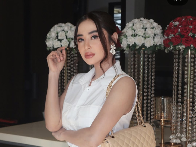 Dewi Persik Buka Suara Usai Disebut Pemilik Hibisc Fantasy Puncak yang Dibongkar