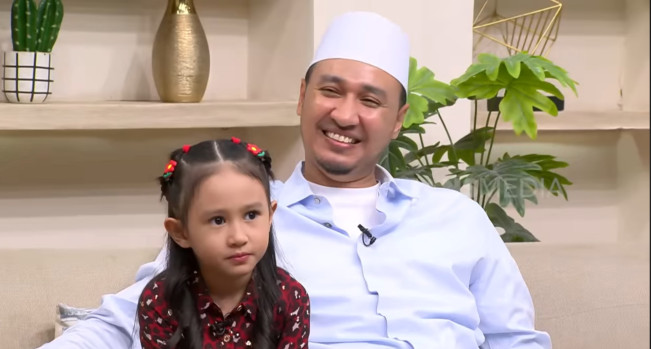 Dikabarkan Pensiun dari Entertainment, Kartika Putri Kini Hamil 4 Bulan