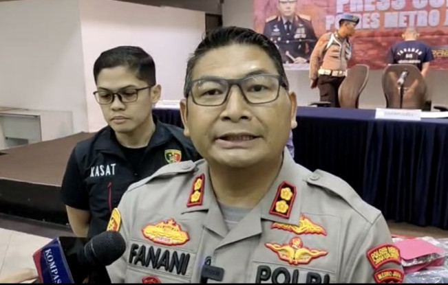 Ternyata, Sopir Mobil Sengaja Tabrak Pemotor di Cakung