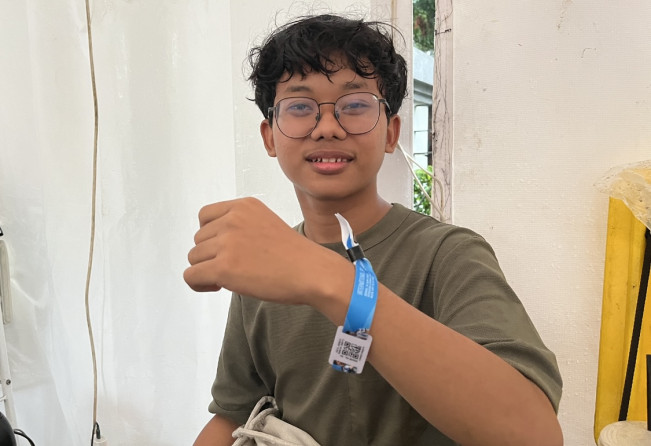 Cerita Siswa Asal Bali Rela Bolos Ujian Sekolah demi Ketemu Emilio Martinez
