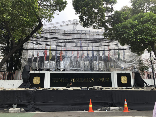 Paling Sibuk saat Pencoblosan, Berapa sih Gaji Petugas KPPS Pemilu?