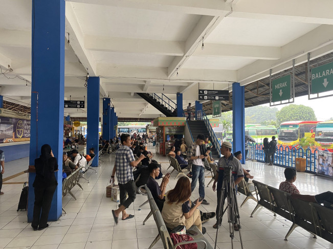 Pemilik Warung di Kampung Rambutan: Tiga Tahun Belum Balik Modal