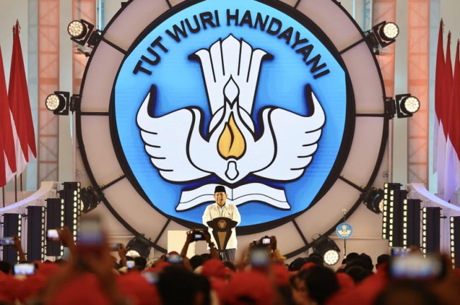 Hadiah Prabowo Untuk Para Pahlawan Tanpa Tanda Jasa di Hari Guru