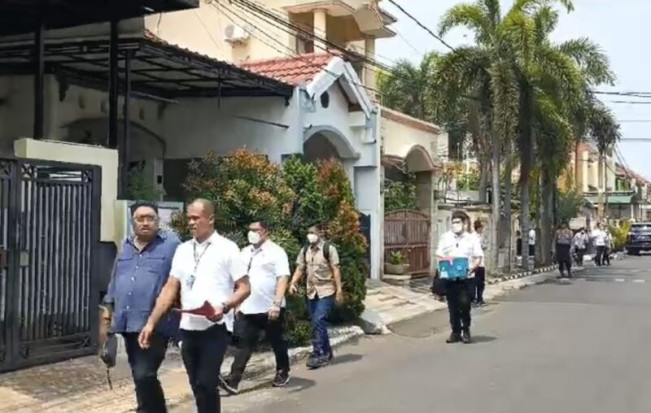 Firli Bahuri Saksikan Penggeledahan Rumahnya di Bekasi