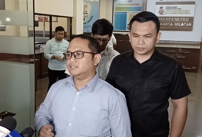 Diperiksa Berjam-jam, Tiko Aryawardhana Masih Kuat Lari Marathon di Polres Metro Jaksel