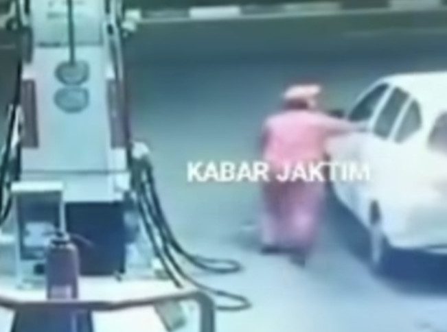 Ogah Bayar Bensin, Pengendara Mobil Pilih Bawa Kabur Petugas SPBU di Pasar Rebo