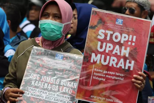 Pemprov DKI Gelar Rapat Kenaikan UMP Hari Ini