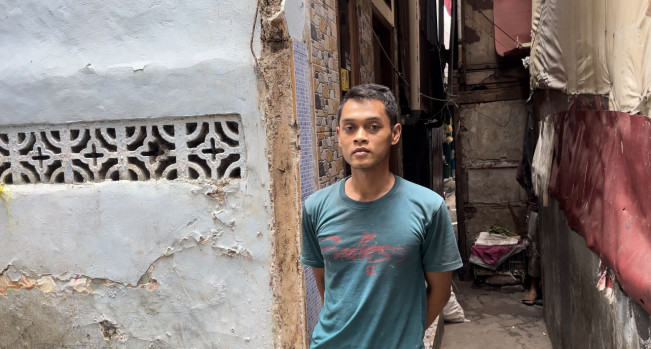 Kesaksian Tukang Bangunan Merenovasi Rumah Nenek Hasna Berukuran 2x3 Meter