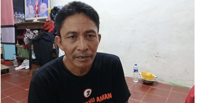 Rumah Berukuran 2x3 Meter, Anak Nenek Hasna Ngalah Tidur di Bajaj