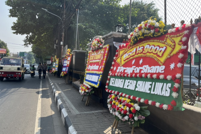 Jelang Sidang Tuntutan Mario Dandy Cs, PN Jaksel Dibanjiri Karangan Bunga Ã¢â‚¬Å“Kawal DavidÃ¢â‚¬Â