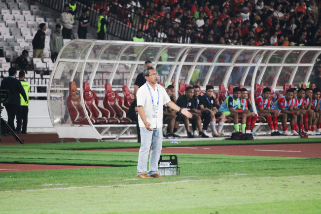 Istirahatkan Aji Santoso, Persebaya Sementara Dilatih Uston Nawawi