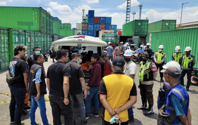 Geger! Mayat Tanpa Identitas Membusuk dalam Kontainer Pelabuhan Tanjung Priok