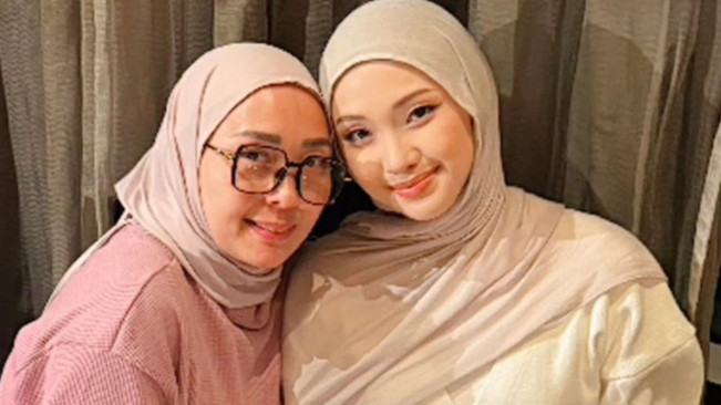 Julia Prastini Dihujat Usai Diduga Selingkuh, Ibunda Justru Pasang Badan