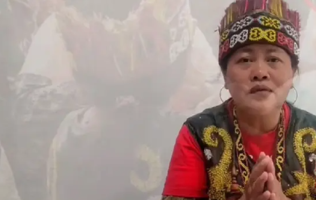 Masih Ingat Ida Dayak, Apa Kabar Tabib Wanita yang Dianggap Sakti Itu?