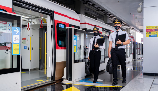 Reaksi Pejabat soal Diminta Naik Transportasi Umum, Apa Iya Mau?