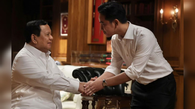 Momen Ultah ke-73, Prabowo Subianto Unggah Foto Bareng Gibran: Terima Kasih Atas Semangat Persatuan