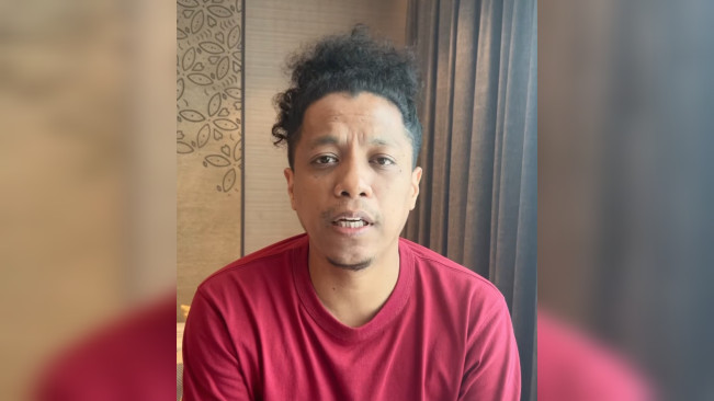 Satir Arie Kriting Saat Lihat Damkar Gercep Bantu Warga: Petugas Kok Gegabah, Tanya Dulu Bukti