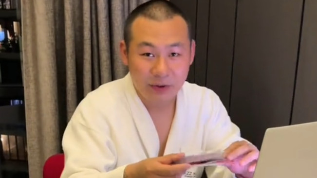 Video Turis China Masukkan Uang Rp500 Ribu di Paspor Viral, Ini Kata Imigrasi